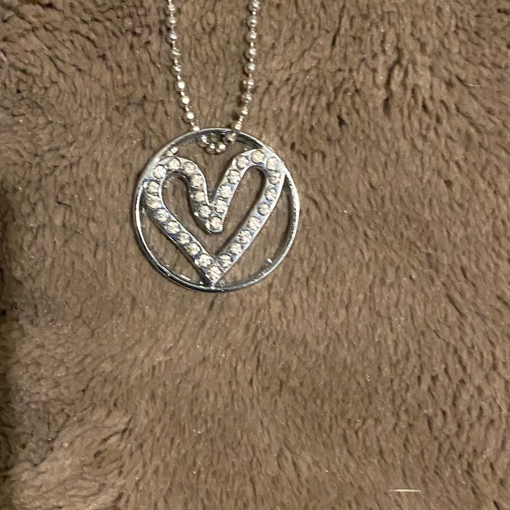 Elegant Silver Heart with crystal detail inside a Circle Necklace